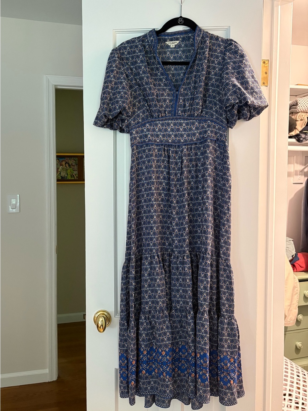 Max Studio Blue Patterned V-Neck Midi Dress